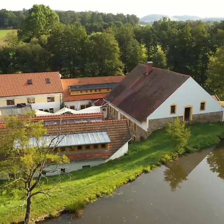 Viking Strnadovsky Mlyn Apartamento